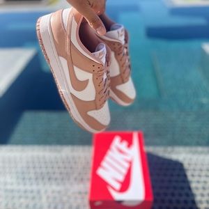 Nike Dunk Low Rose Whisper